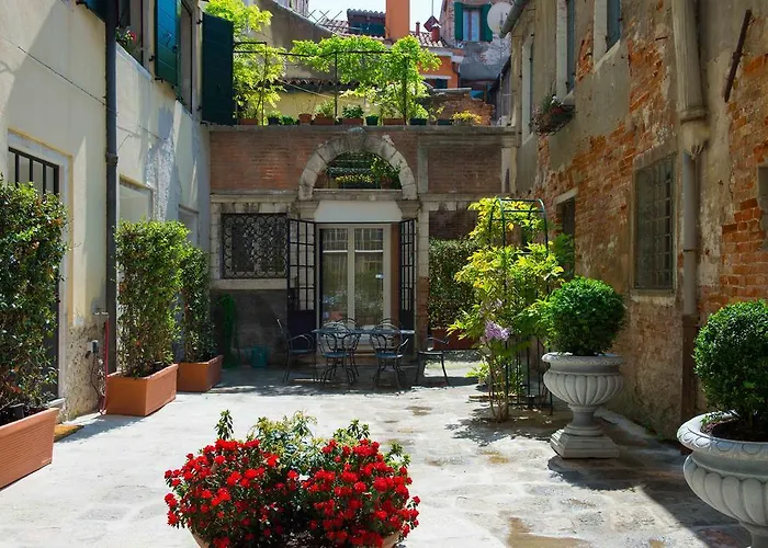 Savoia E Jolanda Veneza