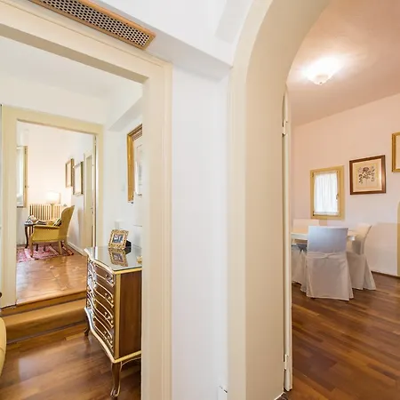 Apartman Savoia E Jolanda
