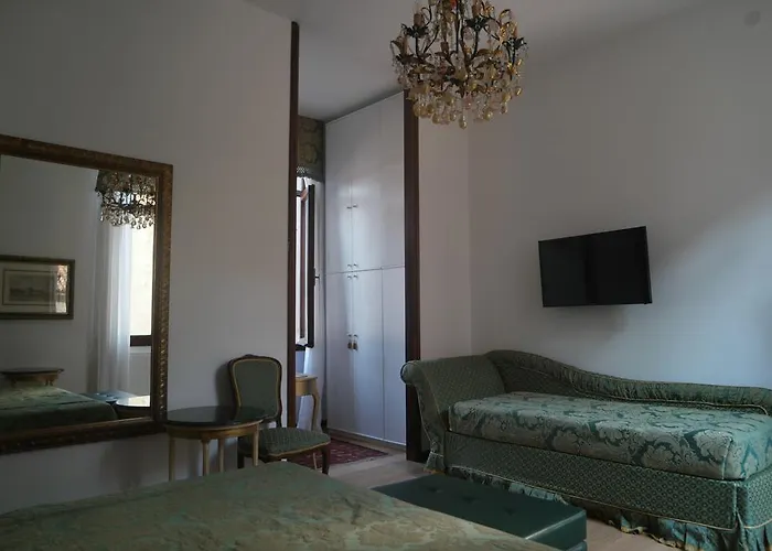 Savoia E Jolanda * Venetië