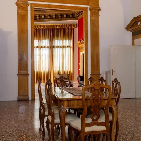 Savoia E Jolanda