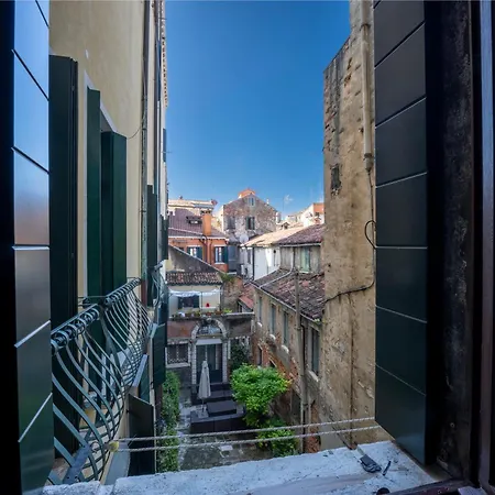 Savoia E Jolanda *