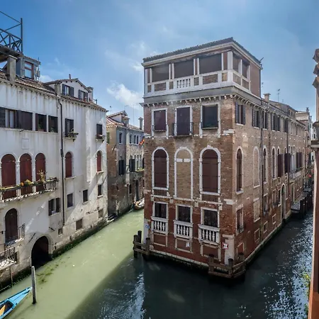 Savoia E Jolanda * Venezia