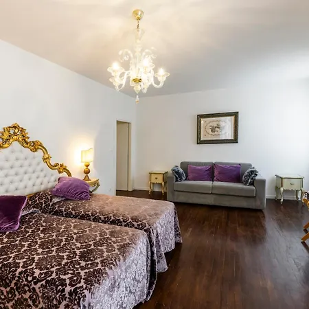 Appartamento Savoia E Jolanda *