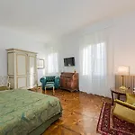 Apartment Savoia E Jolanda Venedig