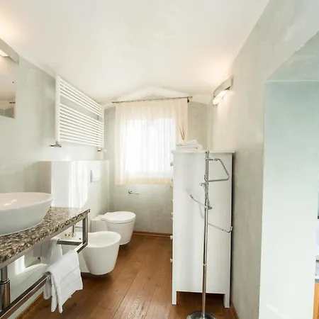 Savoia E Jolanda Apartmán *