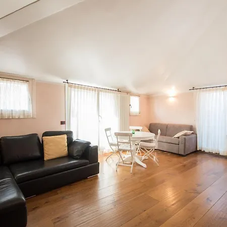 Savoia E Jolanda Apartmán Benátky