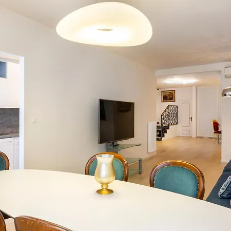 Savoia E Jolanda * البندقية