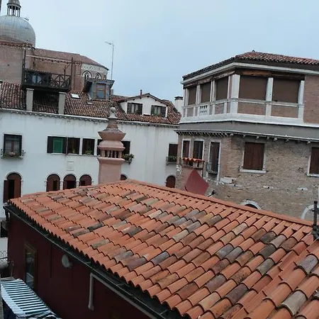 Savoia E Jolanda Benátky